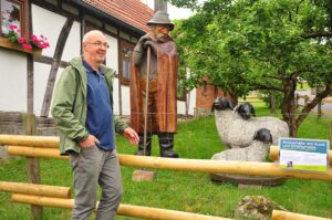 Skulpturengärten, Rhönschäfer Holzheimer Herbert